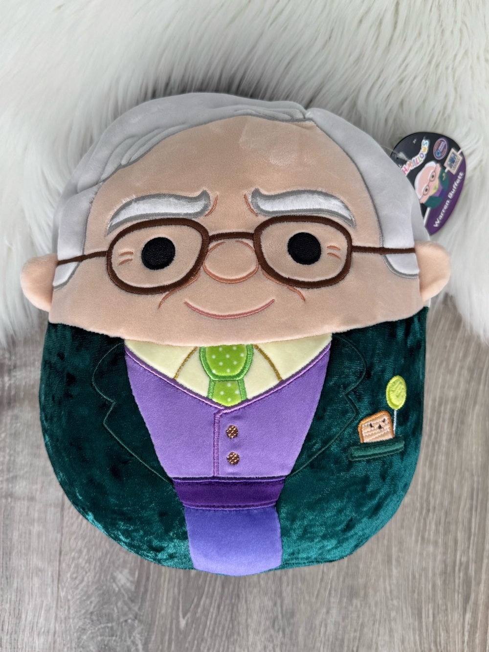 2026 BERKSHIRE HATHAWAY 10” Warren Buffett LIMITED EDITION SQUISHMALLOW - Picture 2 of 8